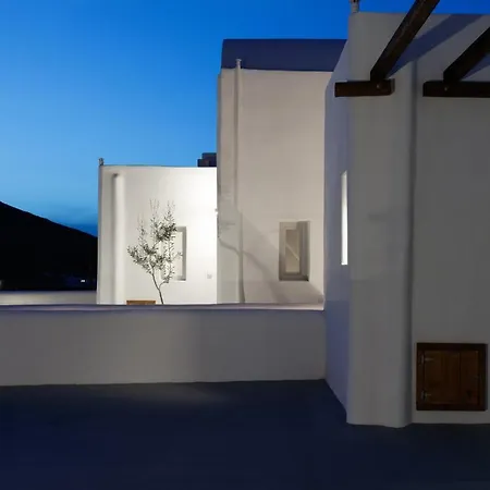 Villa Bianco Diverso Imerovigli (Santorini)